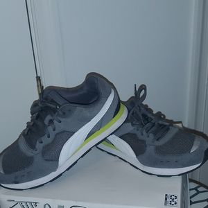 Mens Puma Sneakers Size 7